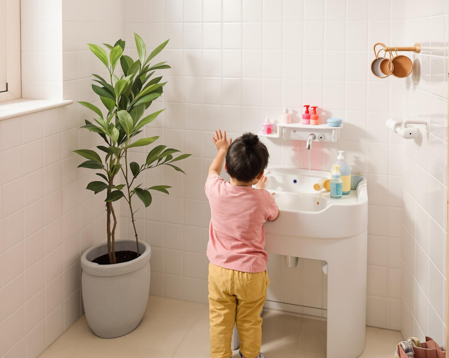 Kids' Toothbrush Holders: What Actually Matters | NOOK
