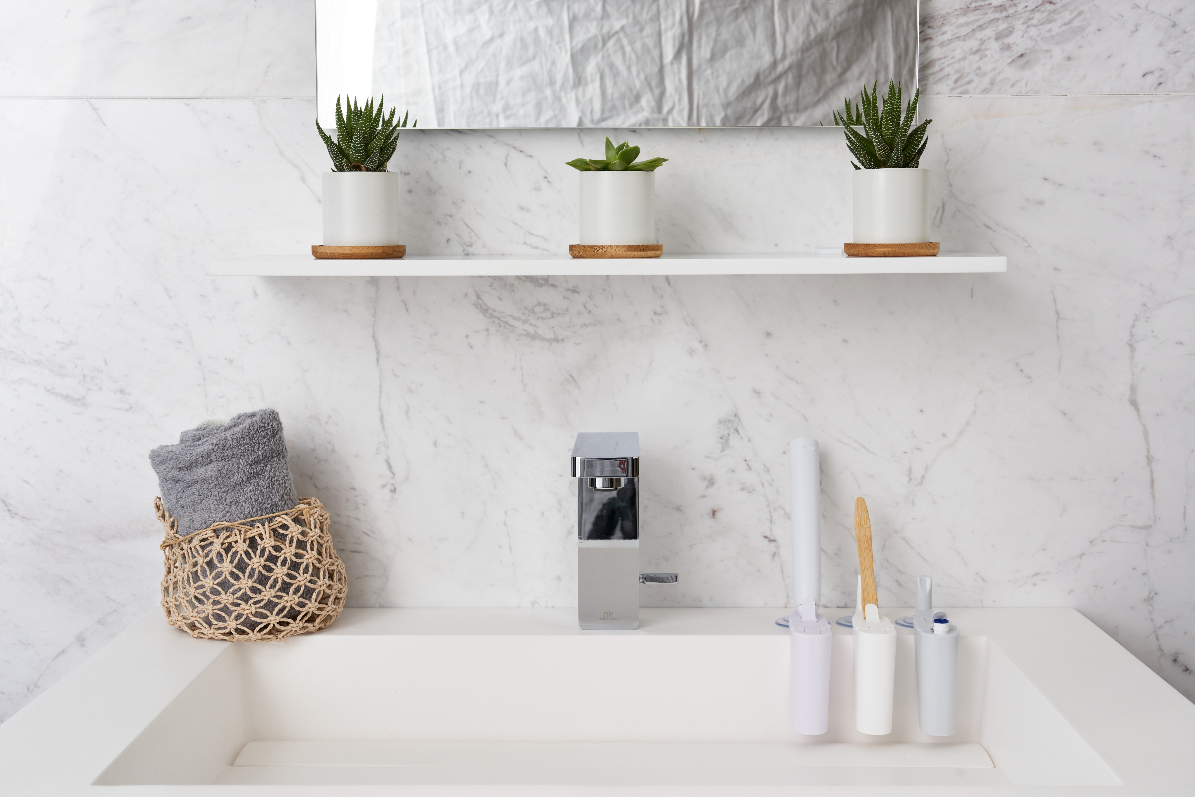 The Best Toothbrush Holder Isn’t What You Think It Is