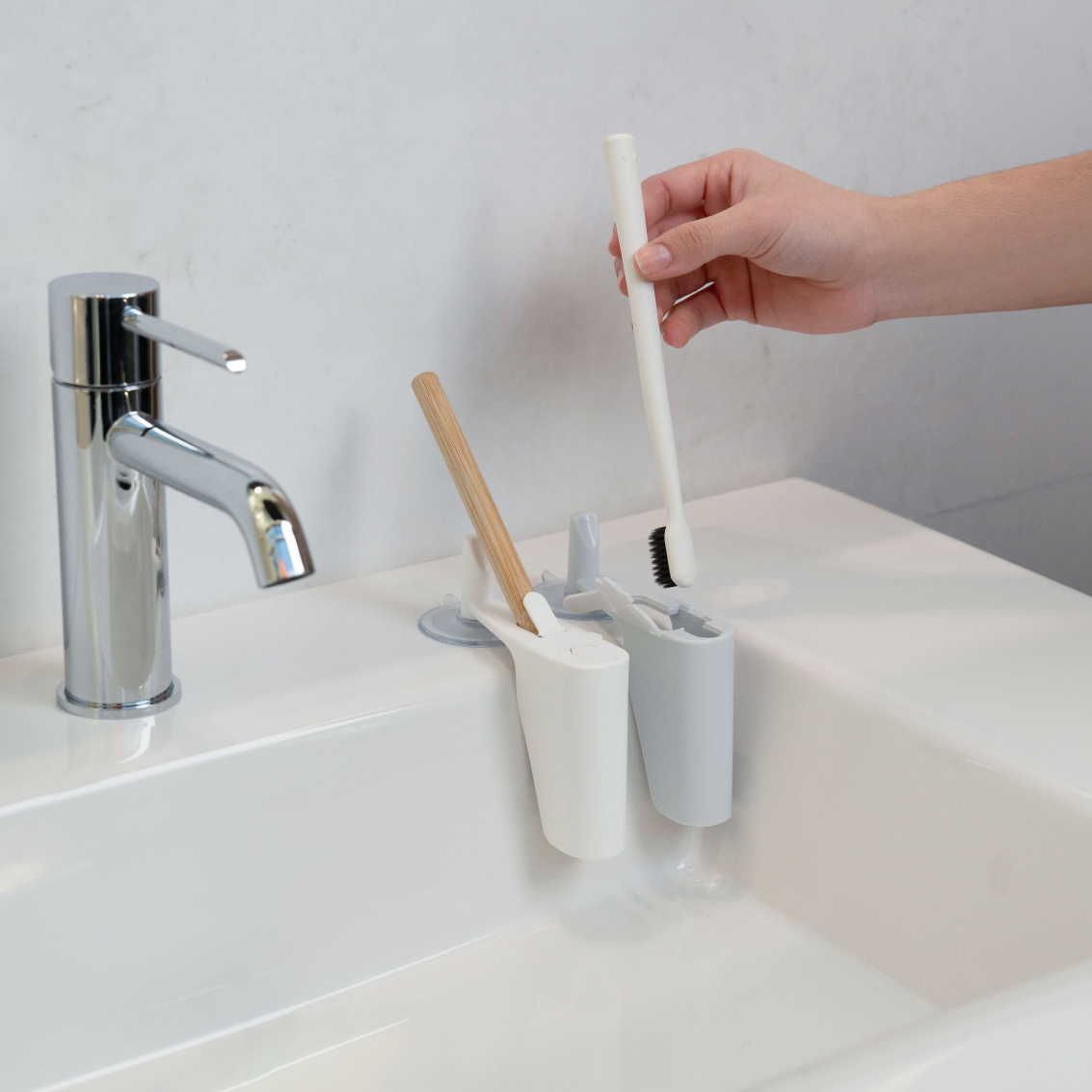 NOOK Toothbrush Holder - Grey